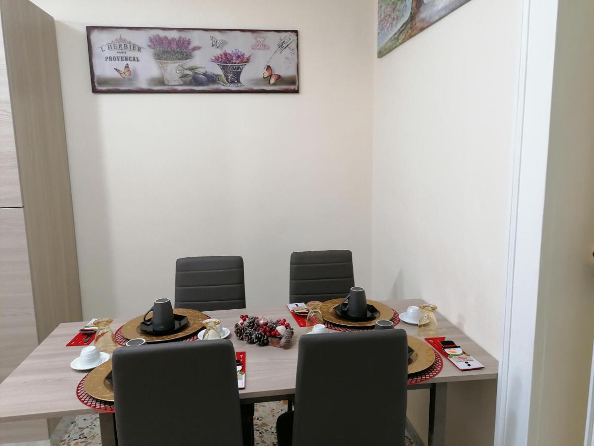 B&B Renella Caserta Bagian luar foto