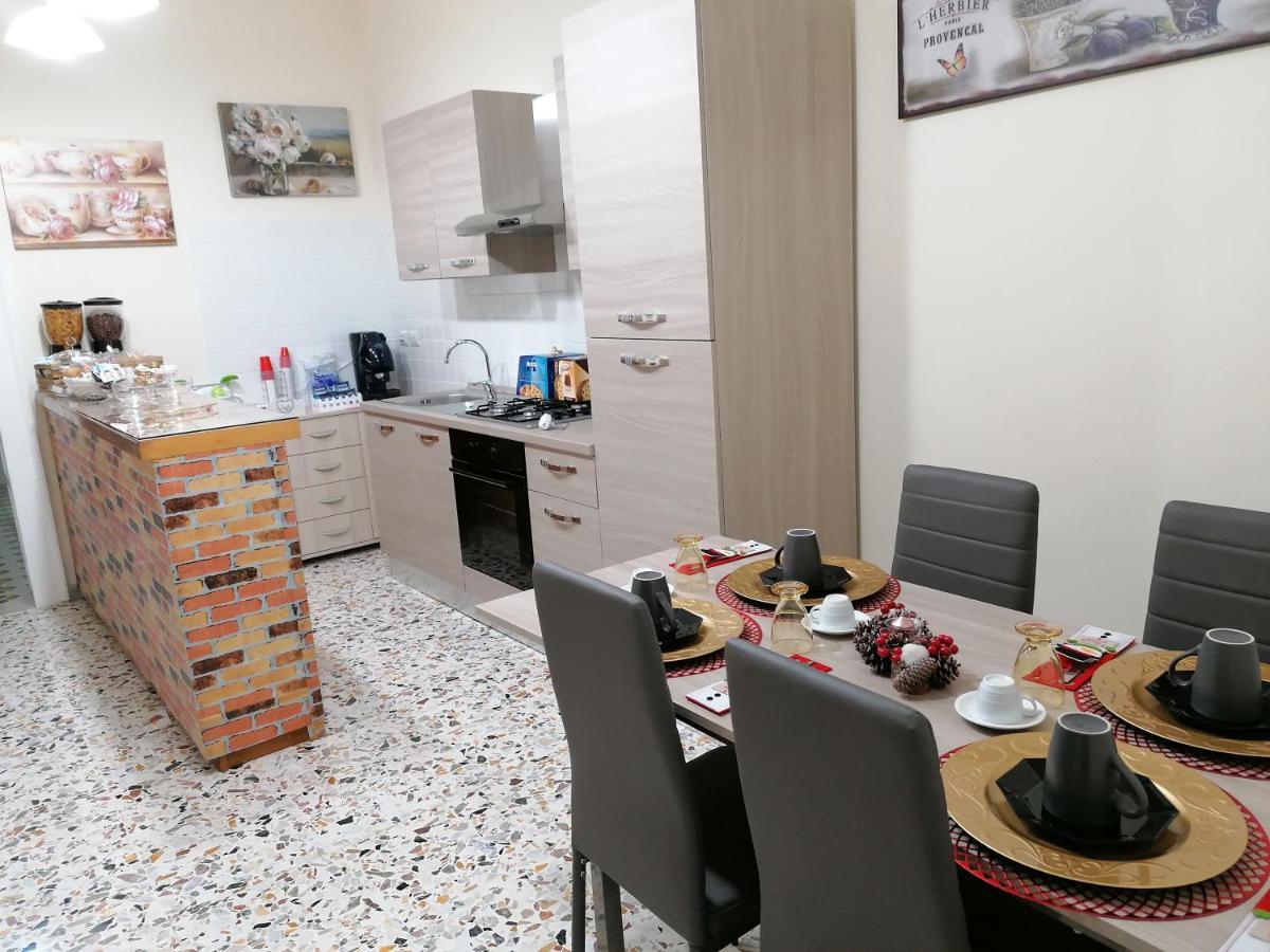 B&B Renella Caserta Bagian luar foto