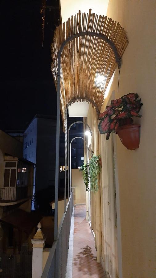 B&B Renella Caserta Bagian luar foto