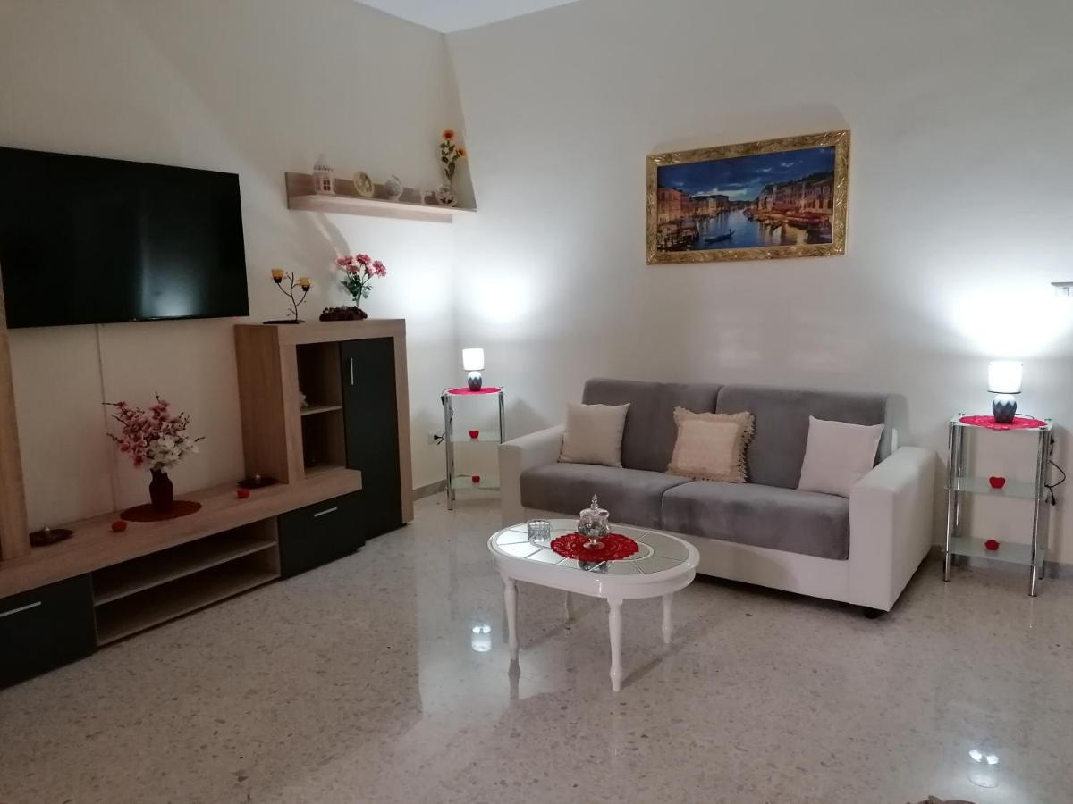 B&B Renella Caserta Bagian luar foto