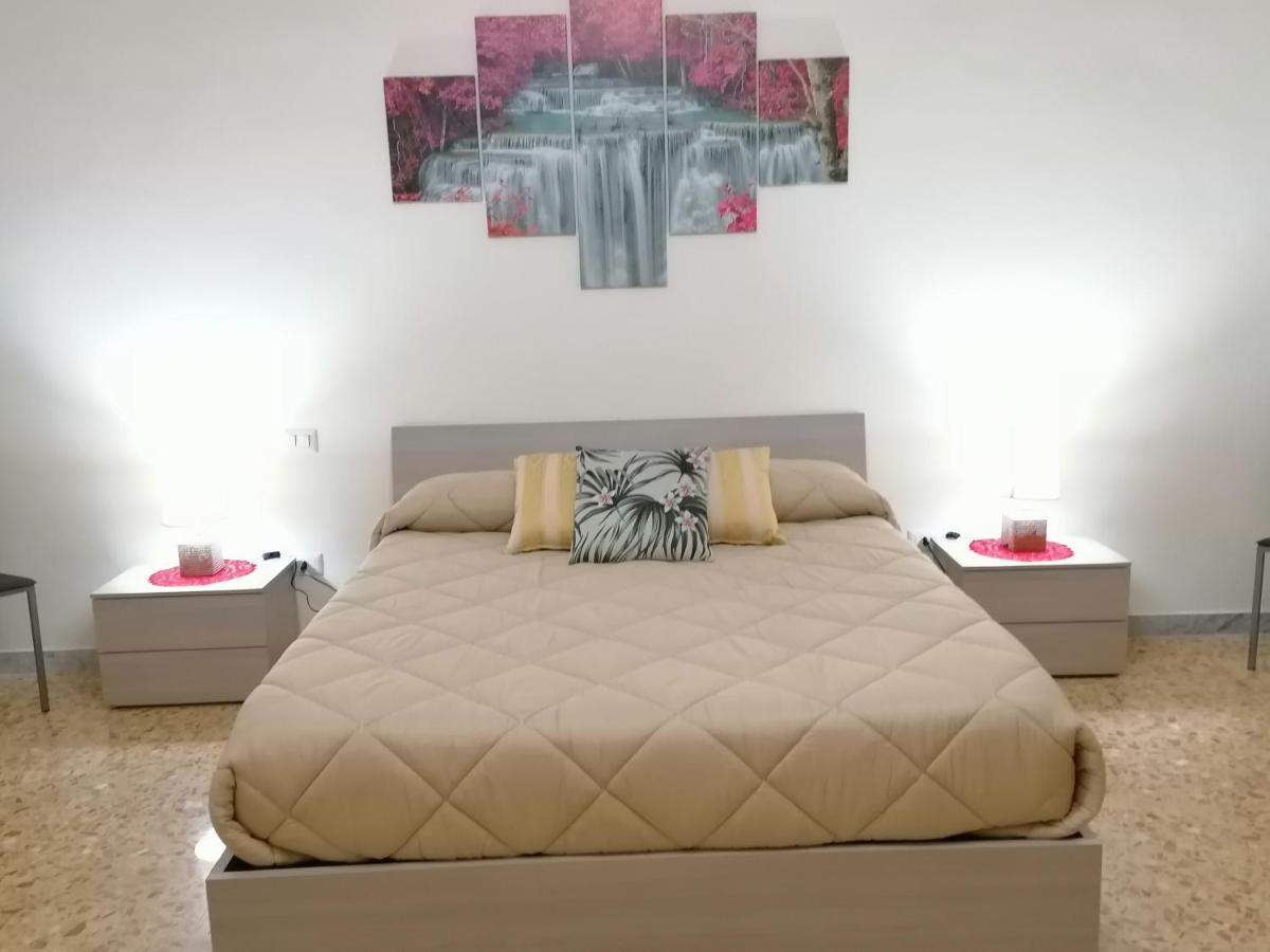 B&B Renella Caserta Bagian luar foto