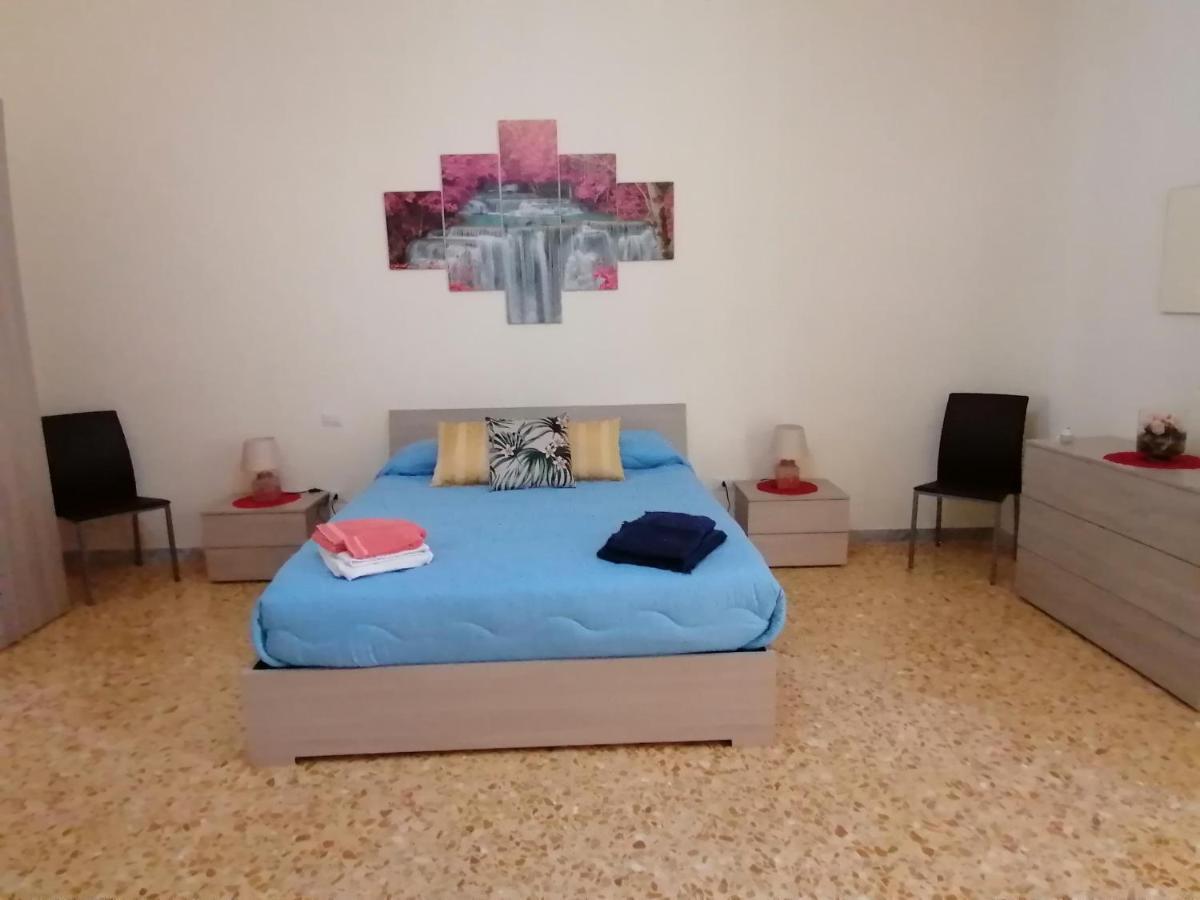 B&B Renella Caserta Bagian luar foto