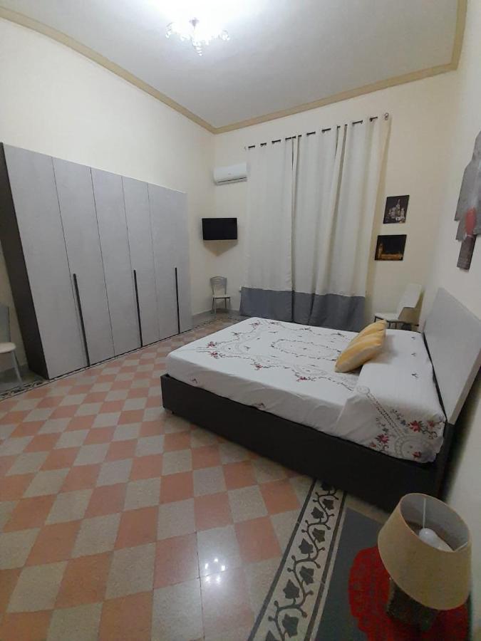 B&B Renella Caserta Bagian luar foto
