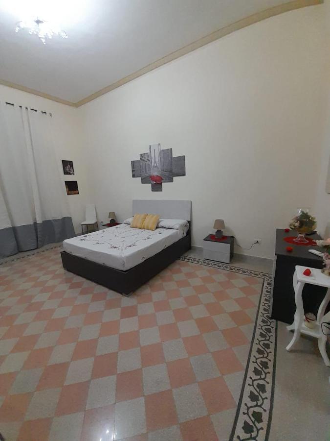 B&B Renella Caserta Bagian luar foto