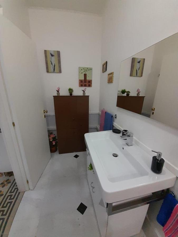 B&B Renella Caserta Bagian luar foto