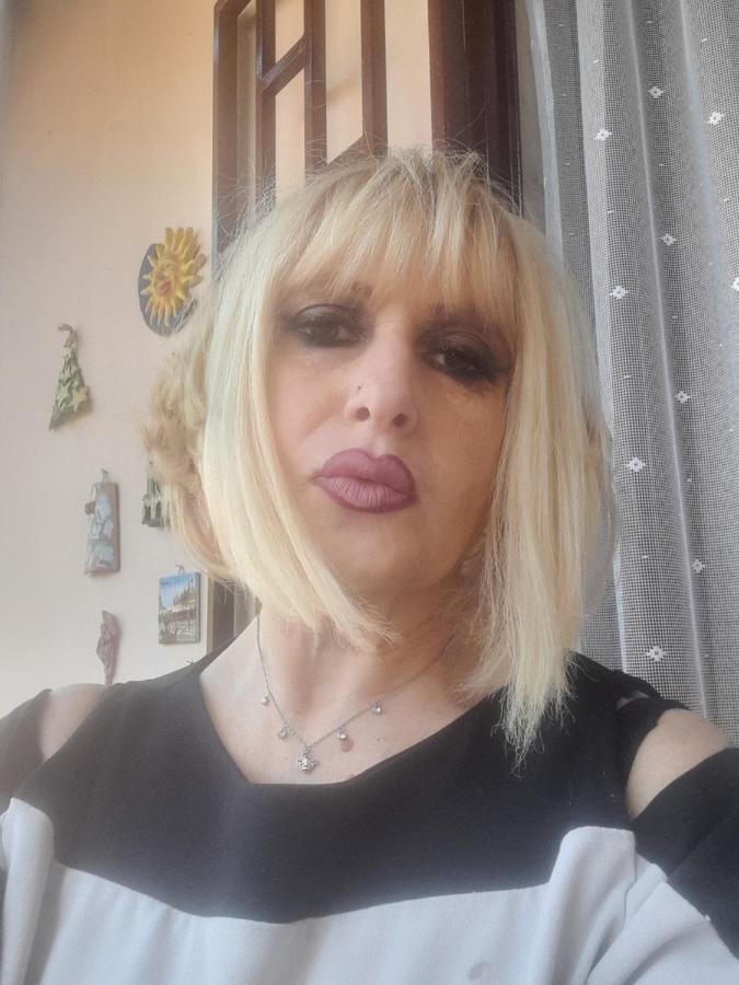 B&B Renella Caserta Bagian luar foto